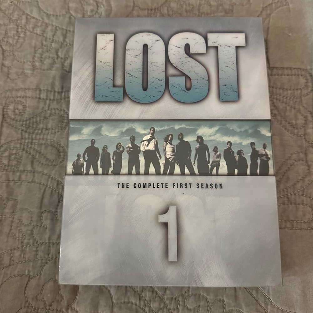 Lost the Complete First Season DVD
